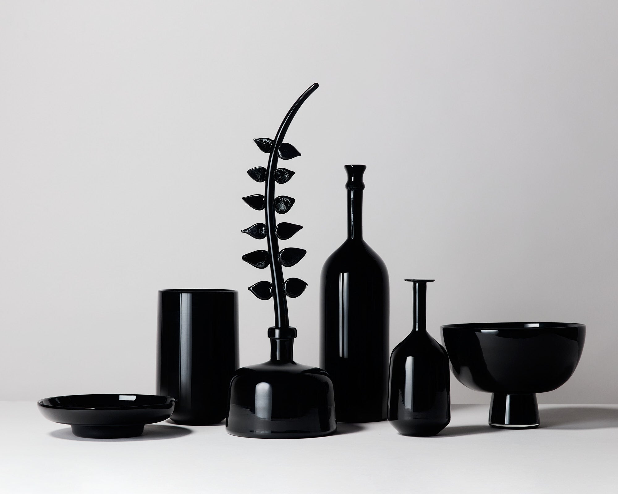 Riposo Black No. 3
