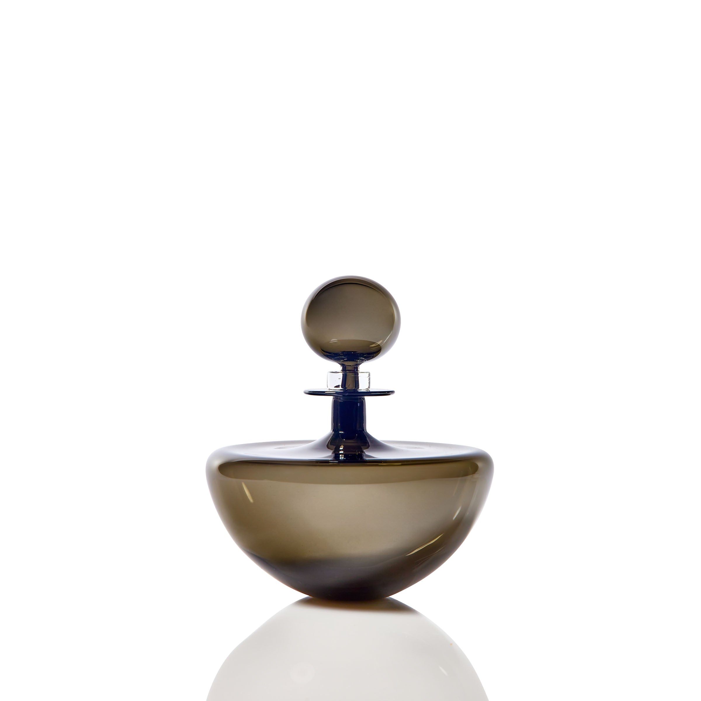 Petite Low Arc Decanter - Grey