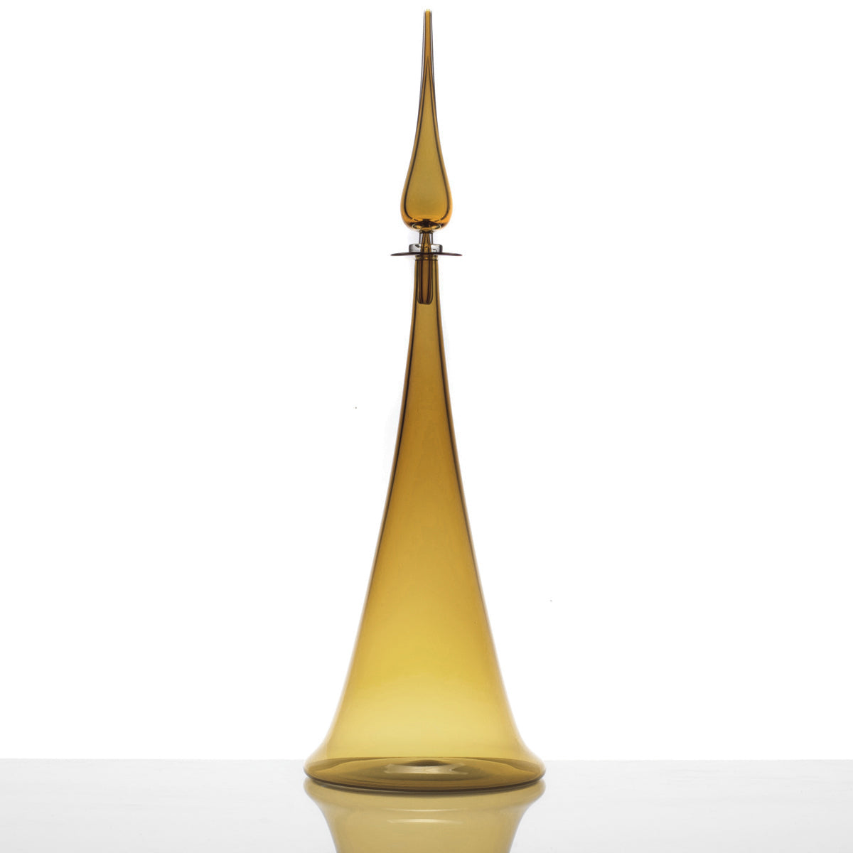 Flutted cone large decanter